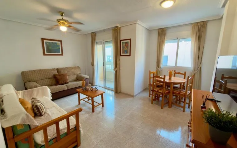 Propiedades en Torrevieja. Zona de la  Centro, 2 dormitorios, 65 m²