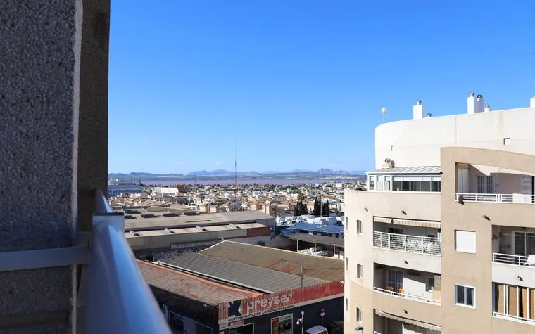 Torrevieja, Spain. Buy an Penthouse . Centro area, 2 bedrooms, 63 m²
