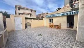 Property in Torrevieja. Torreblanca area, 4 bedrooms, 70 m² - photo 2