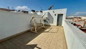 Buy real estate in Torrevieja, Spain. Paseo maritimo area, 3 bedrooms, 103 m² - photo 2