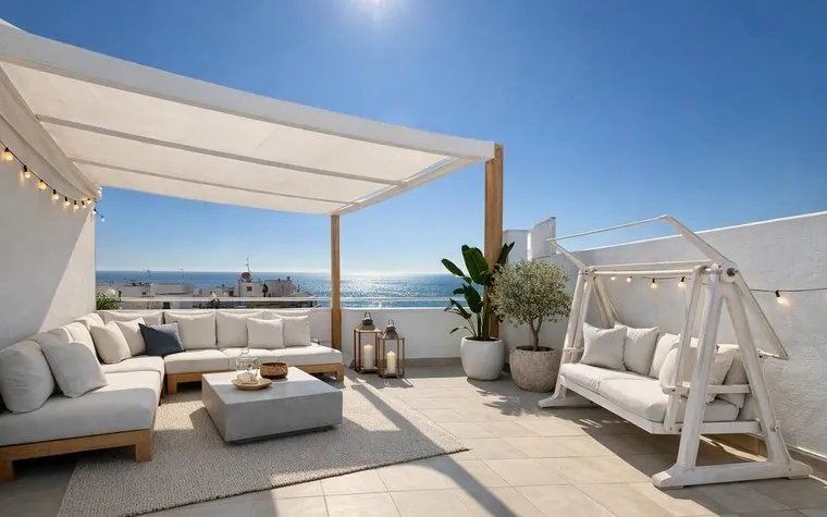 Buy real estate in Torrevieja, Spain. Paseo maritimo area, 3 bedrooms, 103 m²