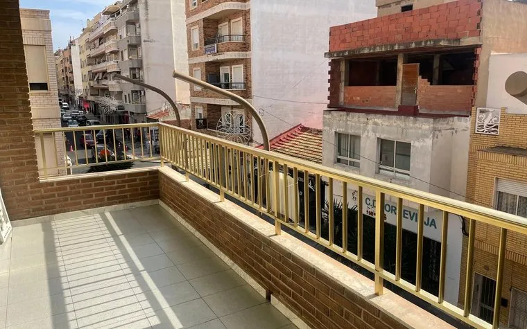 Torrevieja, Spain. Buy an Apartment . Centro area, 4 bedrooms, 200 m²