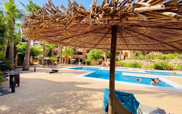 Town house in Orihuela Costa, Spain. Villamartín-Las Filipinas area, 4 bedrooms, 178 m²