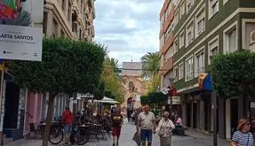 Torrevieja real estate, Town house for sale. torrevieja area, 8 bedrooms, 550 m² - photo 2