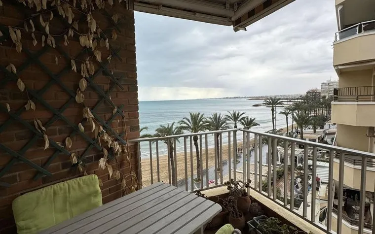 Real estate Torrevieja, Apartment for sale. Playa del Cura area, 3 bedrooms, 135 m²