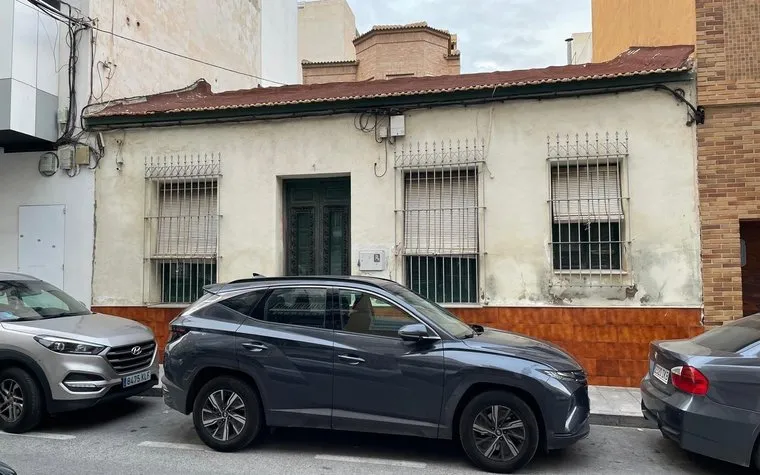 Torrevieja, real estate. Centro area, 3 bedrooms, 80 m², 3 bedrooms, 80 m² — €185000