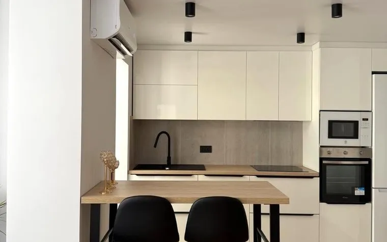 Buy an Apartment in Torrevieja, Spain. Paseo maritimo area, 3 bedrooms, 102 m²