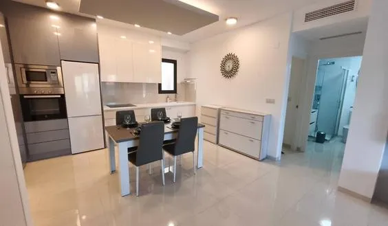 Comprar una propiedad en España. Zona de la Torre de la Horadada, 2 dormitorios, 95 m² - photo 1