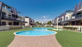 Comprar una propiedad en España. Zona de la Torre de la Horadada, 2 dormitorios, 95 m² - photo 2