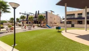 Comprar una propiedad en España. Zona de la Torre de la Horadada, 2 dormitorios, 95 m² - photo 3