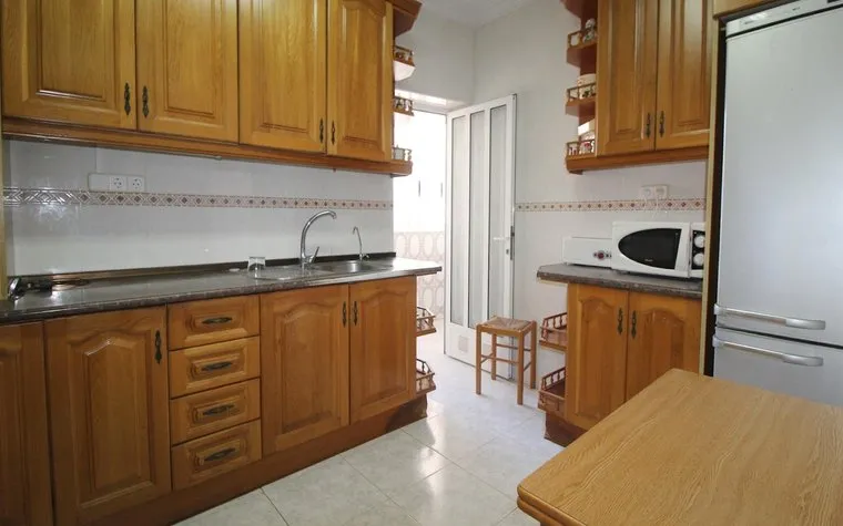 Torrevieja, Spain. Real Estate. Centro area, 4 bedrooms, 97 m²