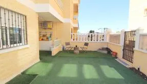 Real estate Torrevieja, Apartment for sale. Aguas Nuevas area, 2 bedrooms, 79 m² - photo 2