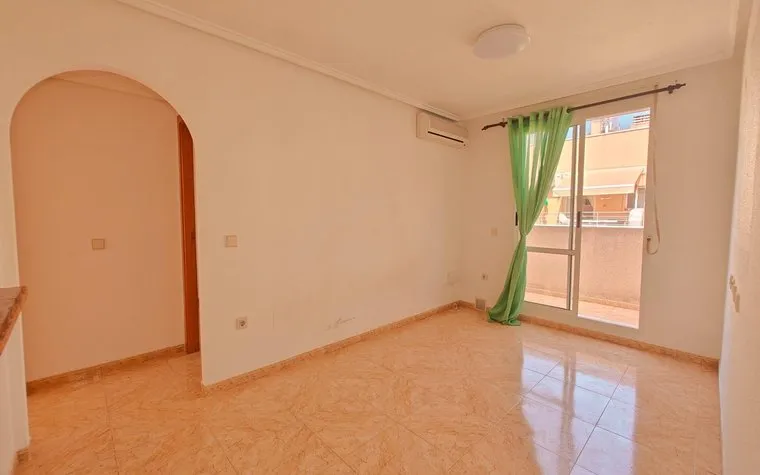 Torrevieja, Spain. Buy an Penthouse . Playa de los Locos area, 2 bedrooms, 53 m²