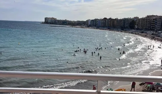 Apartment in Torrevieja, Spain. Playa de los Locos area, 3 bedrooms, 86 m² - photo 1