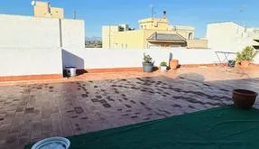 Buy an town house in Guardamar del Segura, Spain. Pueblo area, 4 bedrooms, 439 m² - photo 4