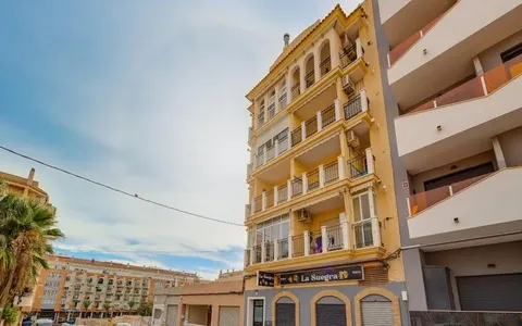 Torrevieja, Spain. Buy an Apartment . Centro area, 3 bedrooms, 95 m2