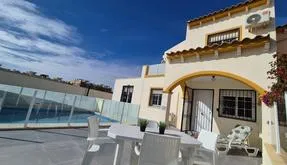 Buy property in Orihuela Costa, Spain. La Zenia area, 2 bedrooms, 163 m² - photo 4