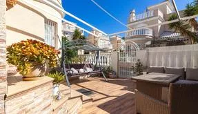 Property in Orihuela Costa. Los Almendros-La Florida area, 4 bedrooms, 105 m² - photo 3