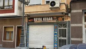 town house for sale in Guardamar del Segura, Spain. Pueblo area, 3 bedrooms, 200 m² - photo 2