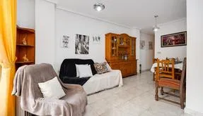 Real estate Torrevieja, apartment for sale. Estacion de autobuses area, 2 bedrooms, 66 m² - photo 2