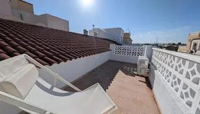 Property in Torrevieja. La Siesta - El Salado - Torreta area, 2 bedrooms, 65 m² - photo 2