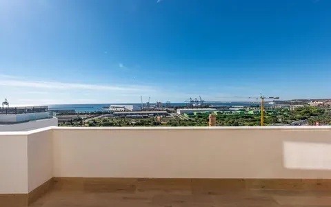 Alicante real estate, Penthouse for sale. Benalua area, 3 bedrooms, 120 m2, 3 bedrooms, 120 m² — €499000