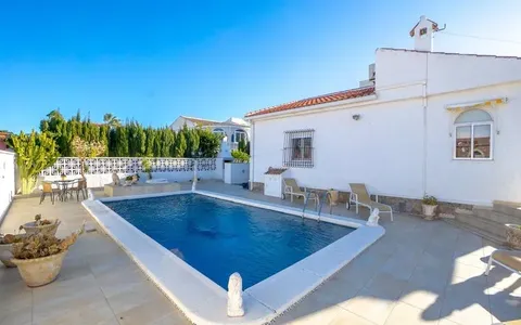 Real estate in Spain, Torrevieja. El chaparral area, 3 bedrooms, 98 m2