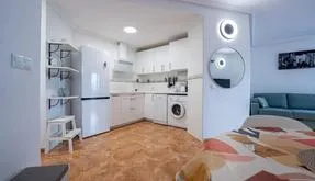 Real estate in Spain, Torrevieja. Centro area, 2 bedrooms, 60 m2 - photo 3