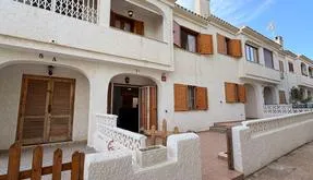 Real estate Orihuela Costa, town house for sale. Orihuela Costa area, 5 bedrooms, 163 m² - photo 6