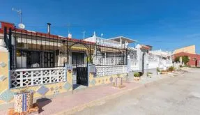 Torrevieja, real estate. Torretas area, 3 bedrooms, 52 m2 - photo 4