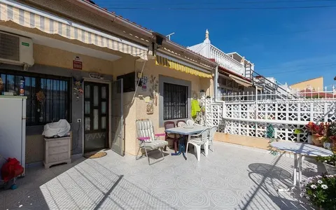 Torrevieja, real estate. Torretas area, 3 bedrooms, 52 m2