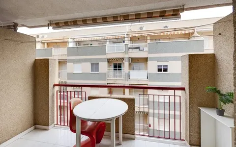 Torrevieja, real estate. Habaneras area, 49 m2, 49 m² — €97900