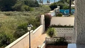 Bungalow for sale in Orihuela Costa, Spain. Playa Flamenca area, 5 bedrooms, 163 m² - photo 2