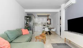 Housing in Spain. Pueblo Latino area, 2 bedrooms, 82 m² - photo 6