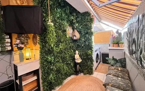 Buy an Penthouse in Torrevieja, Spain. Centro area, 3 bedrooms, 100 m²