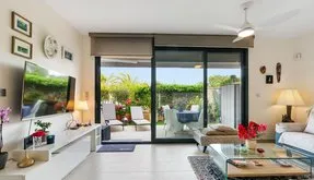 Buy an Bungalow in Torrevieja, Spain. Punta Prima area, 3 bedrooms, 91 m² - photo 3