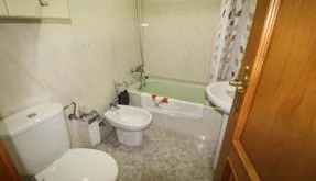 Torrevieja, real estate. Centro area, 4 bedrooms, 250 m² - photo 3