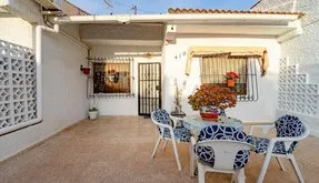 Torrevieja real estate, Bungalow for sale. La Siesta - El Salado - Torreta area, 2 bedrooms, 69 m² - photo 3
