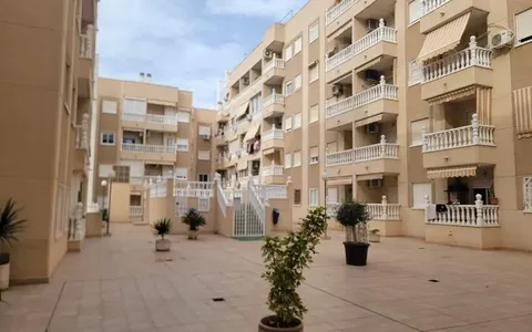 Buy an Apartment in Torrevieja, Spain. Estacion de autobuses area, 2 bedrooms, 56 m²