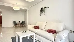Buy real estate in Torrevieja, Spain. Centro area, 2 bedrooms, 84 m² - photo 2