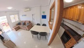 Real estate Torrevieja, Apartment for sale. Centro area, 2 bedrooms, 72 m² - photo 2