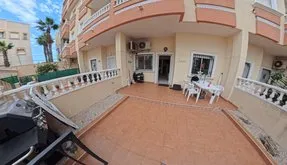Real estate Torrevieja, Apartment for sale. Centro area, 2 bedrooms, 72 m² - photo 3