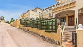 Real estate Orihuela Costa, Bungalow for sale. La Florida area, 3 bedrooms, 71 m² - photo 2