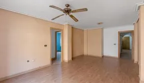 Torrevieja, Spain. Buy an Apartment . Avenida Habaneras area, 3 bedrooms, 95 m² - photo 6