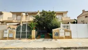 Buy property in Torrevieja, Spain. Aguas Nuevas area, 3 bedrooms, 85 m² - photo 3