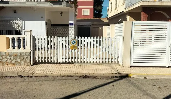 Property for sale. Torre de la Horadada area, 5 bedrooms, 125 m² - photo 1