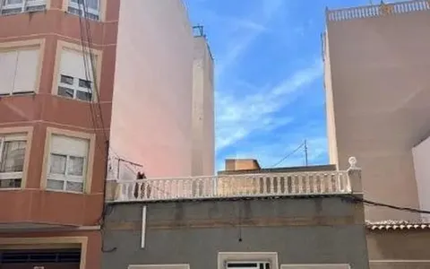 Torrevieja, Spain. Real Estate. Estacion de autobuses area, 4 bedrooms, 156 m²