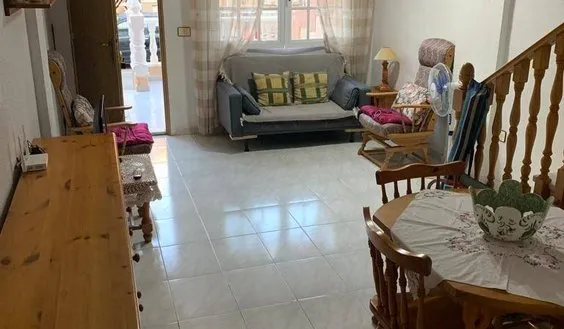 Buy real estate in Spain. Torre de la Horadada area, 4 bedrooms, 130 m² - photo 1