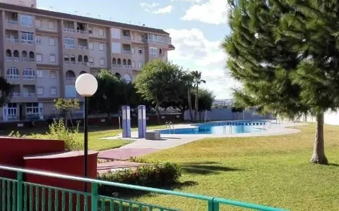 Buy real estate in Torrevieja, Spain. Parque de las Naciones area, 2 bedrooms, 61 m², 2 bedrooms, 61 m² — €139000
