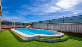 Torrevieja real estate, Villa for sale. El chaparral area, 6 bedrooms, 320 m² - photo 2